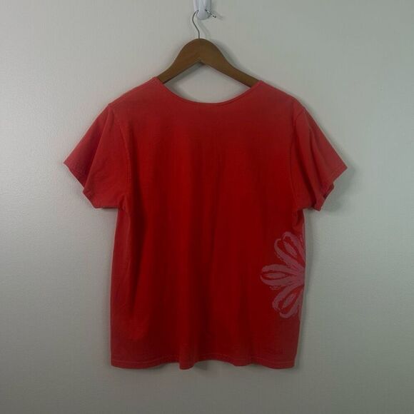 Crazy Shirts Hawaii Red Floral Graphic T-Shirt Women’s M 100% Cotton Aloha Tee - Picture 6 of 9